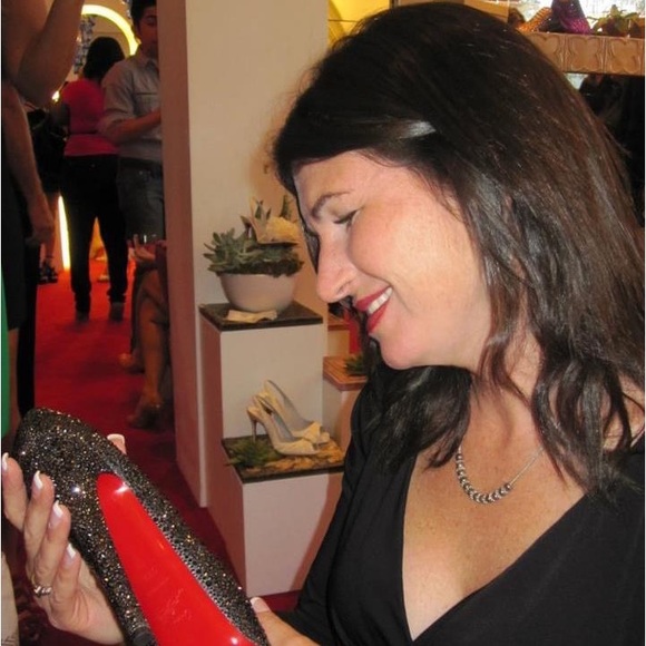 Meet the Posher - Picture 1 of 4